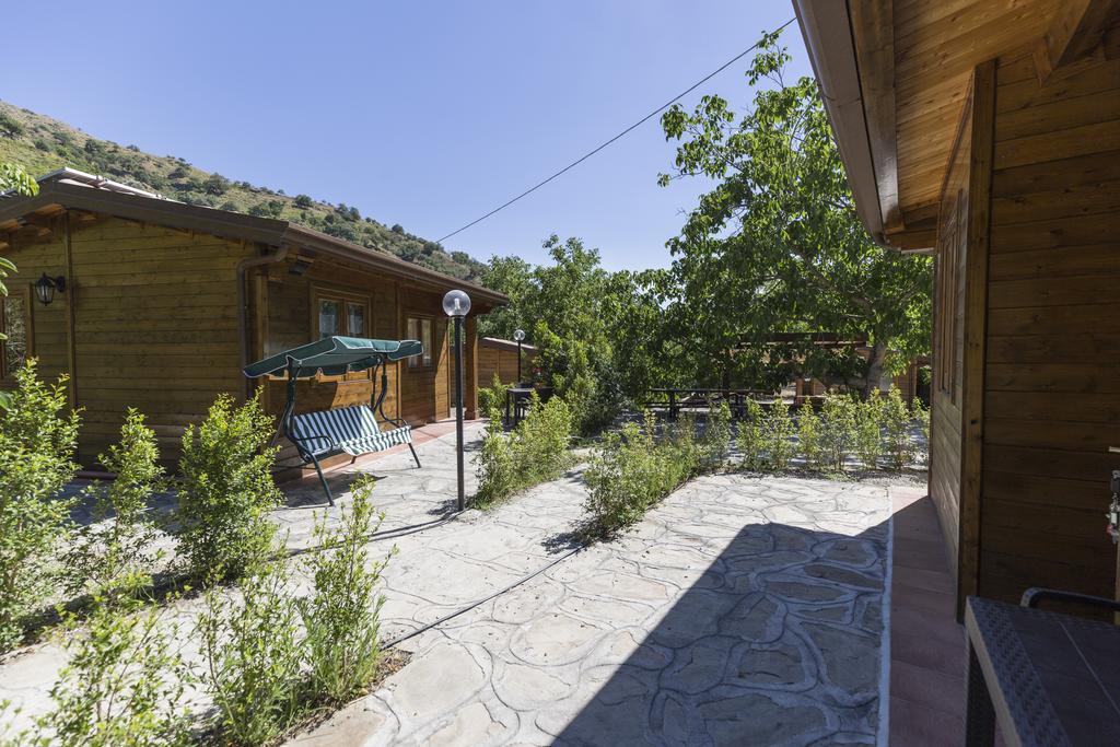 Motta Camastra Profetina Village المظهر الخارجي الصورة